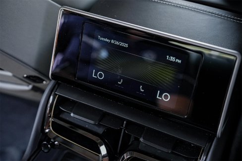 New 2025 Bentley Flying Spur Plug-In Hybrid image 41