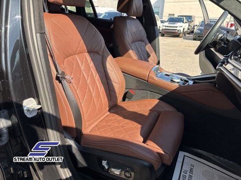 Used 2024 BMW X6 M60i w/ Dynamic Handling Package image 43