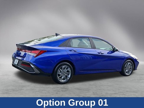Used 2024 Hyundai Elantra SEL image 7