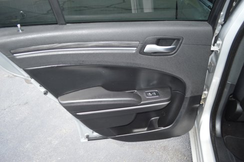 Used 2019 Chrysler 300 Touring image 20