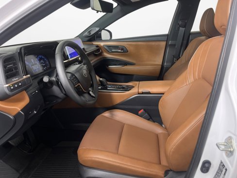 Certified 2025 Toyota Crown Signia image 11