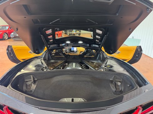Used 2020 Chevrolet Corvette Stingray Premium Cpe w/ 3LT Preferred Equipment Group image 41