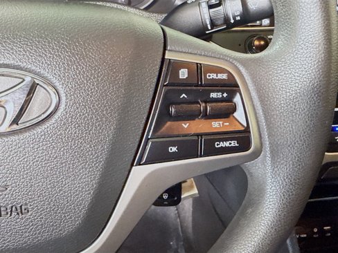 Used 2018 Hyundai Elantra SEL image 13