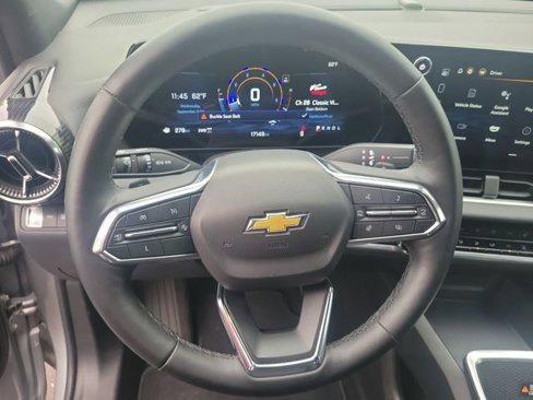 Used 2025 Chevrolet Equinox LT w/ Convenience Package II image 18