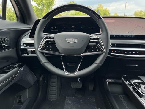New 2026 Cadillac Lyriq Signature Sport image 14