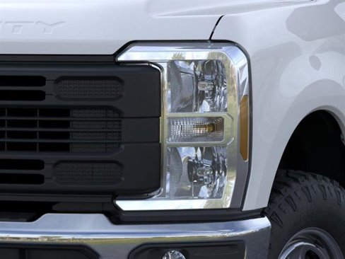New 2026 Ford F250 XL image 18