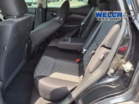 Used 2020 Nissan Rogue Sport SV image 9