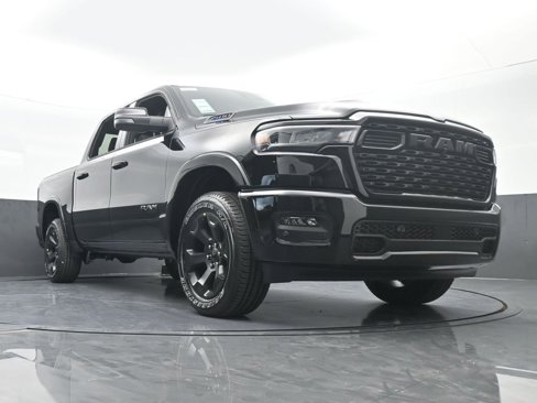New 2025 RAM 1500 4x4 Crew Cab image 59