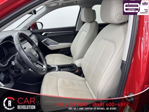 Used 2024 Audi Q3 2.0T Premium image 18