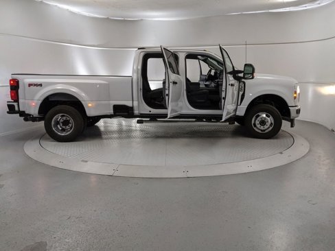New 2026 Ford F350 XLT w/ 360-Degree Camera Package image 8