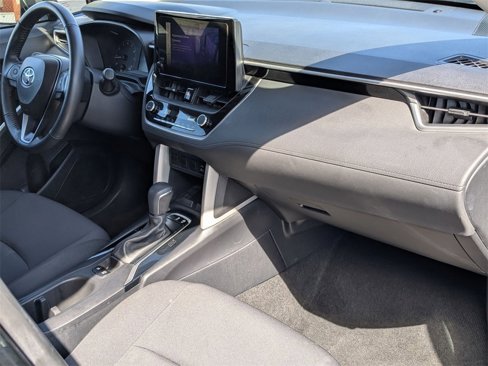 Used 2024 Toyota Corolla Cross LE image 35