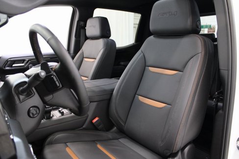 Used 2025 GMC Sierra 1500 AT4 w/ AT4 Premium Package image 8