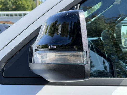 New 2026 RAM 1500 4x4 Crew Cab image 37