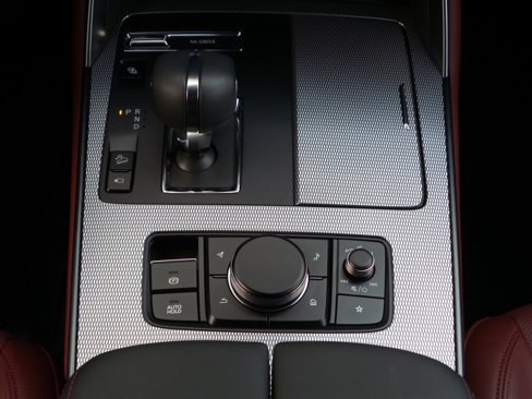Certified 2025 MAZDA CX-70 Plug-In Hybrid w/ Premium Plus image 16