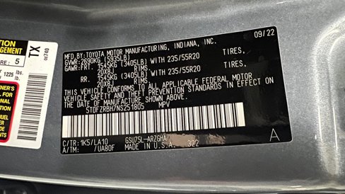 Certified 2022 Toyota Highlander Platinum image 50