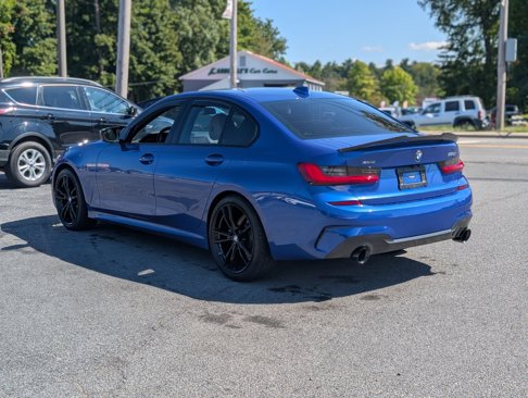 Used 2021 BMW 330i xDrive Sedan w/ M Sport Package image 9