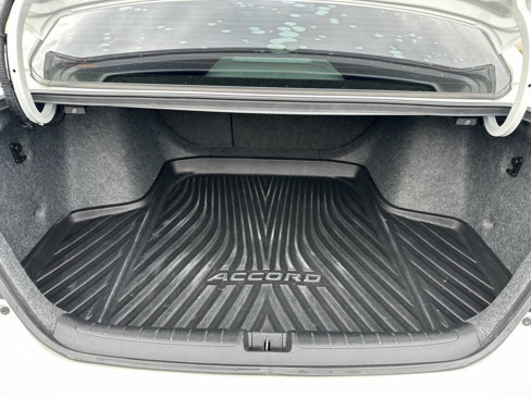 Used 2018 Honda Accord Sport image 15