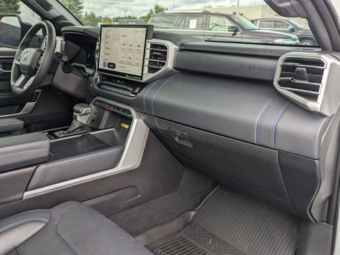 Used 2024 Toyota Sequoia Platinum image 34