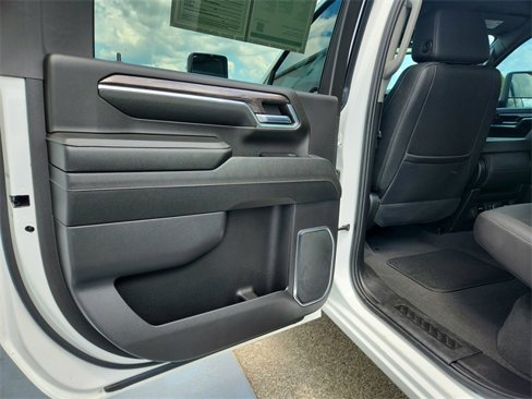Used 2024 Chevrolet Silverado 2500 LTZ image 22