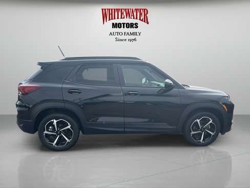 Used 2023 Chevrolet TrailBlazer RS w/ Sun and Liftgate Package image 6
