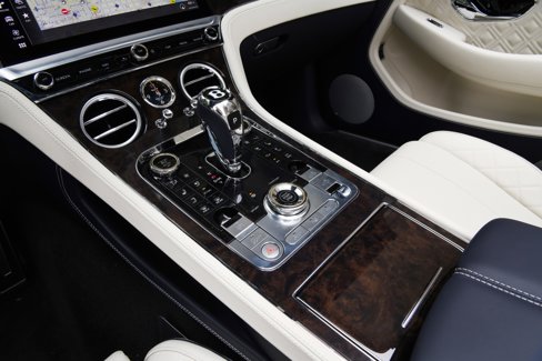 Used 2024 Bentley Continental GT Speed image 16
