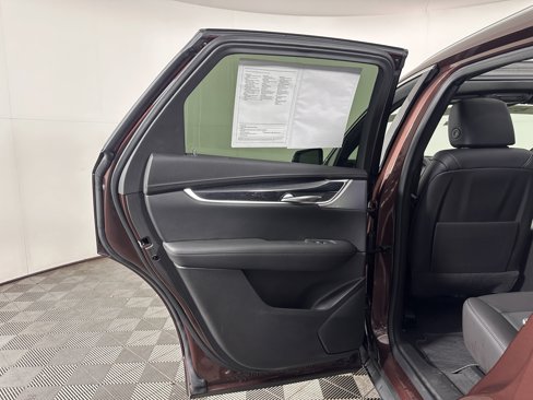 Certified 2023 Cadillac XT5 Premium Luxury image 33