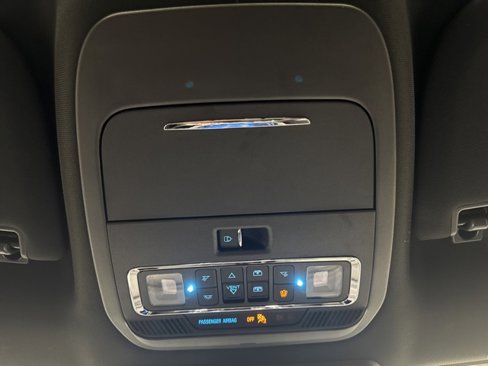 Used 2025 Ford F150 Lariat w/ Equipment Group 502A High image 41