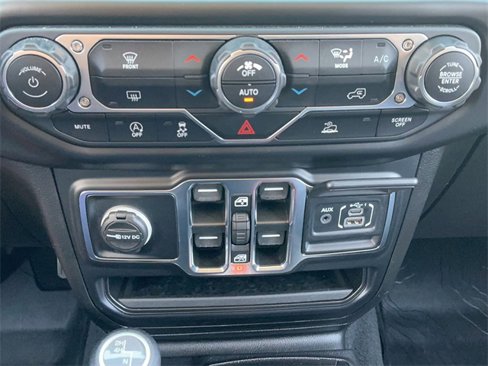Used 2021 Jeep Wrangler Unlimited Sport image 19