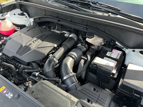 Used 2023 Kia Sorento SX image 30
