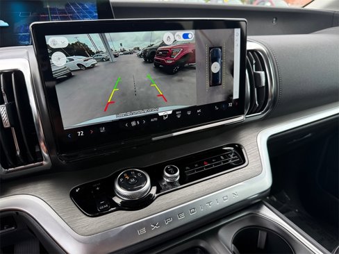 New 2025 Ford Expedition Platinum w/ Driver's Package image 29