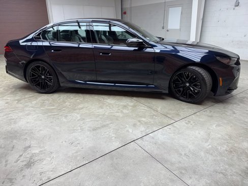 New 2026 BMW M5 image 6