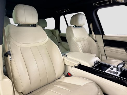 Used 2023 Land Rover Range Rover SE image 15