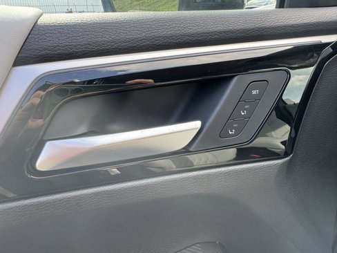 New 2025 Mitsubishi Outlander SEL image 18