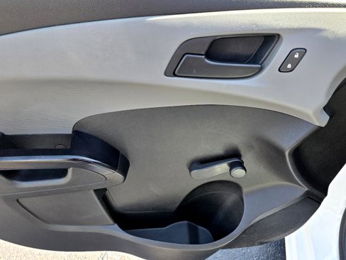 Used 2020 Chevrolet Sonic LT image 13