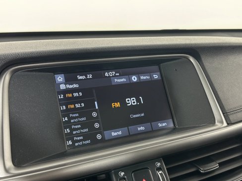 Used 2018 Kia Optima S w/ Panoramic Sunroof Package image 43
