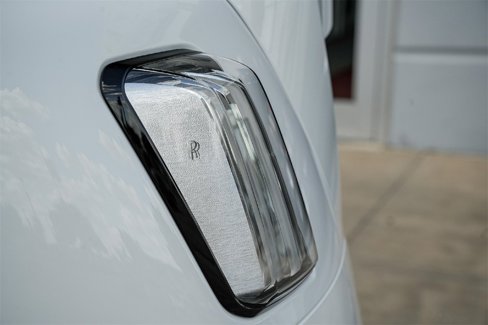 New 2025 Rolls-Royce Spectre Black Badge image 16