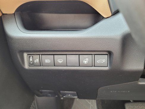 Certified 2021 Toyota RAV4 XLE Premium image 25