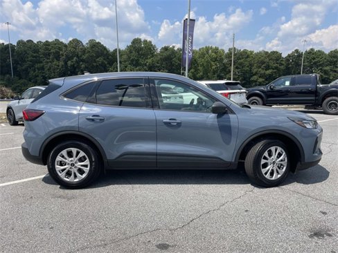 New 2025 Ford Escape Active image 2