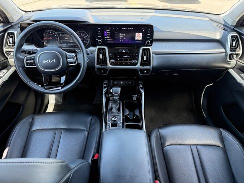 Certified 2022 Kia Sorento SX image 27