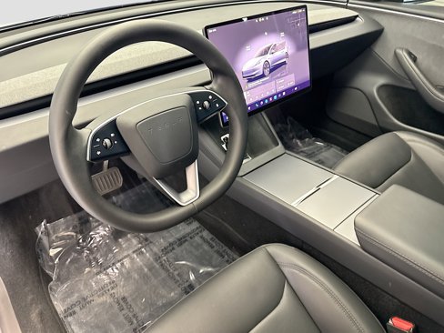 Used 2025 Tesla Model 3 Long Range image 7