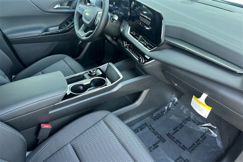 New 2026 Chevrolet Equinox LT image 17