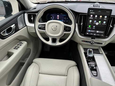 New 2026 Volvo XC60 B5 Ultra w/ Protection Package image 25