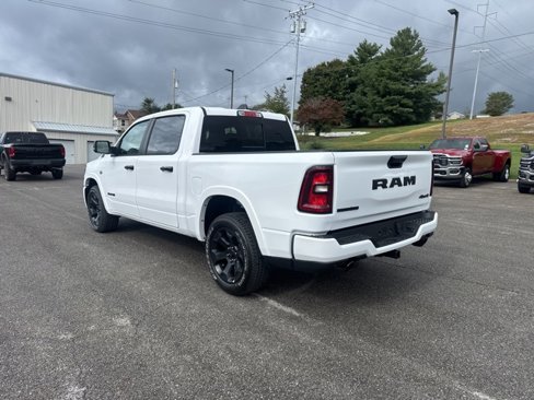 New 2026 RAM 1500 4x4 Crew Cab image 5