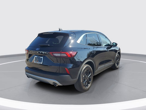 Certified 2023 Ford Escape Active w/ Tech Pack #2 image 4