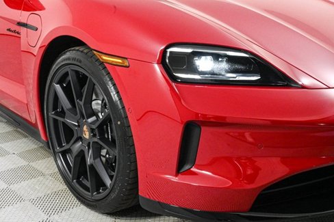 New 2025 Porsche Taycan GTS image 36