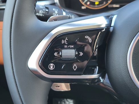 New 2026 Jaguar F-PACE R-Dynamic S image 31
