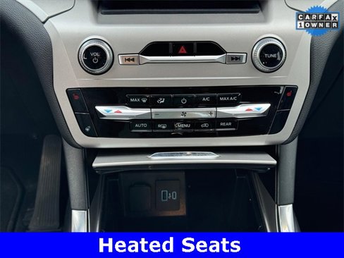 Used 2023 Ford Explorer XLT w/ Equipment Group 202A image 17