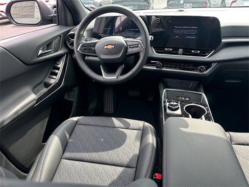 New 2026 Chevrolet Equinox LT w/ Convenience Package II image 17