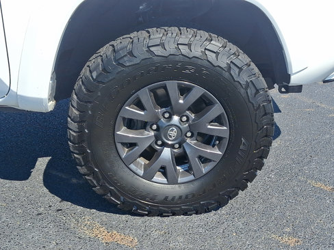 Used 2023 Toyota Tacoma SR5 image 8