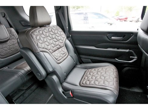 New 2026 Nissan Armada Platinum Reserve image 10